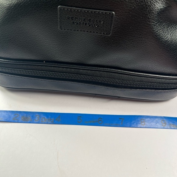 Perry Ellis Black Leather Toiletry Travel Case with Handle - Picture 15 of 15
